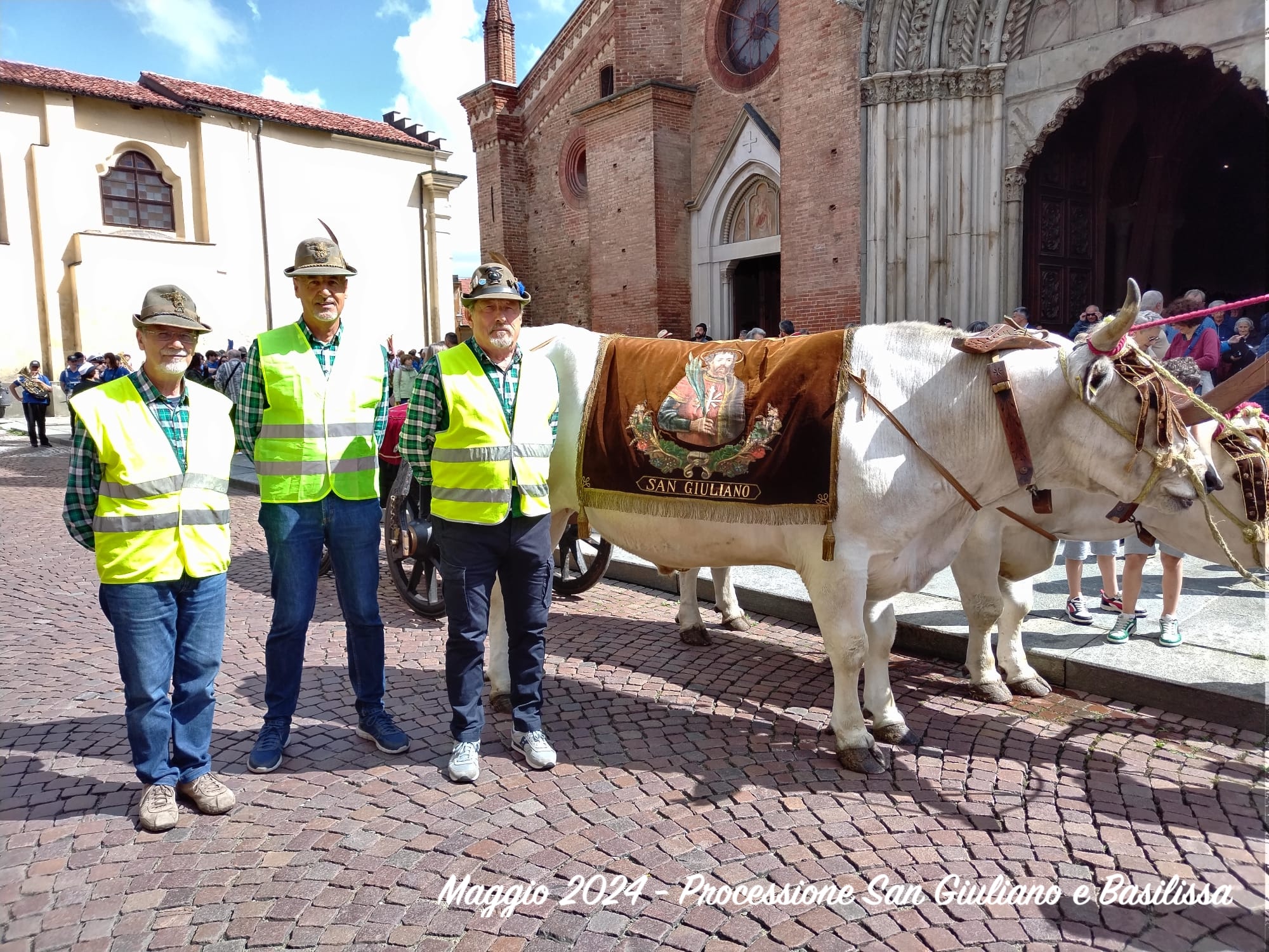 2405_11 Processione SS Giuliano e Basilissa 1.jpeg